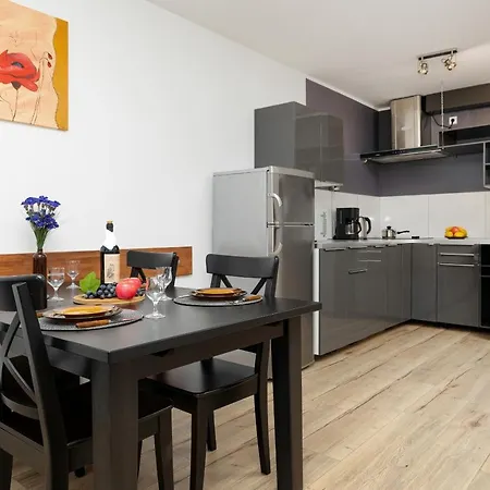 Wisniowy Sad By Renters Apartment